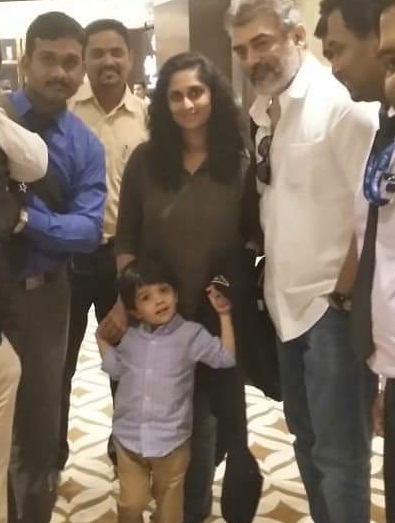 viswasam movie ajith son family images